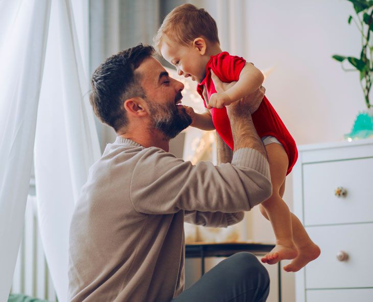 So waschen sie Kinderkleidung hygienisch rein