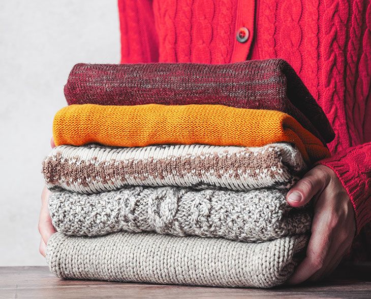 Wie Sie Ihre Garderobe vom Sommer auf den Herbst umstellen